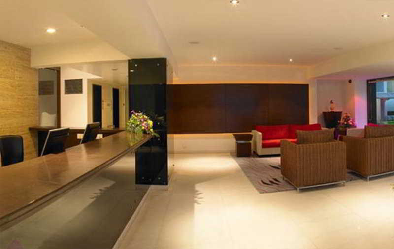 Royal Orchid Golden Suites Pune Exterior foto